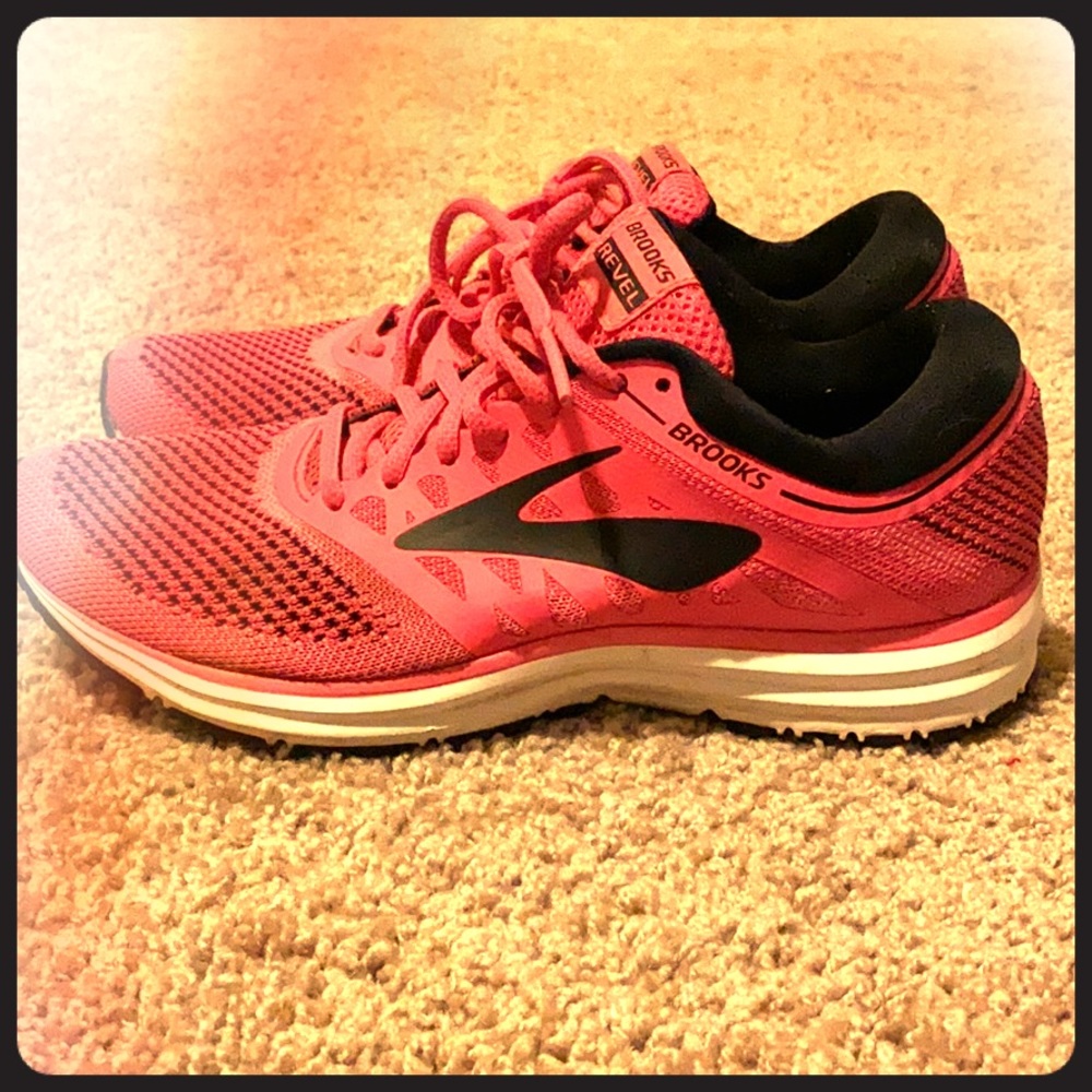 Running shoes